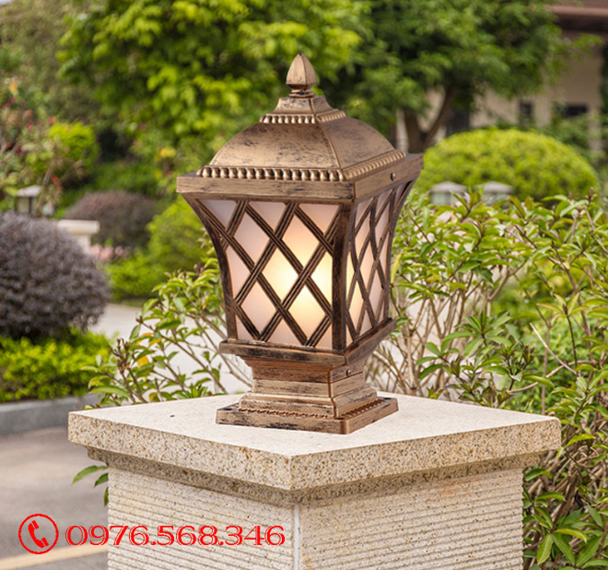 Đèn năng lượng mặt trời lắp cổng